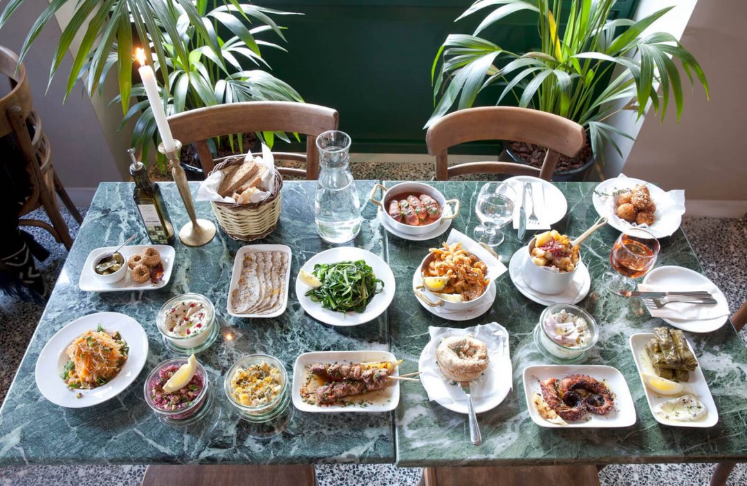cherche la femme restaurant athens