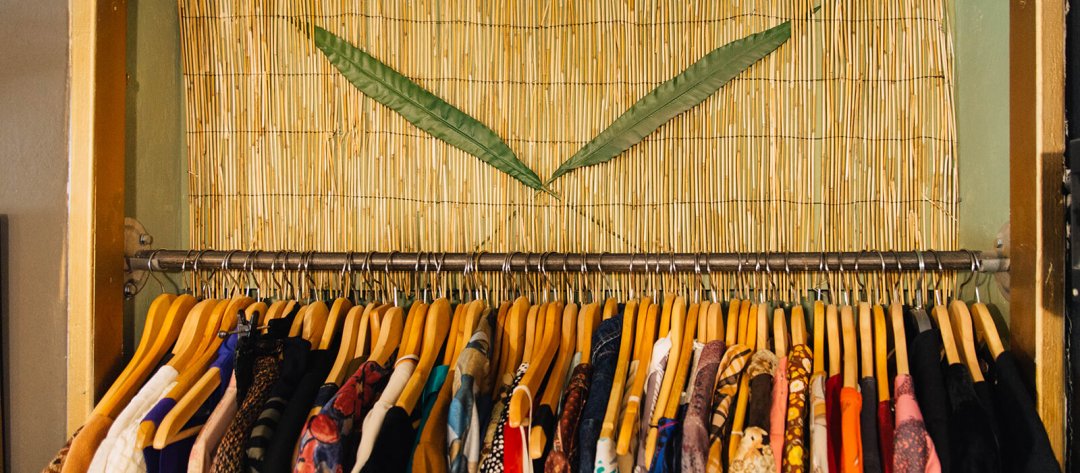 Second hand discount retro clothes