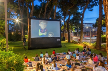 /news-domotel-kastri-kids-cinema-returns-with-family-film-screenings-all-summer-long_4