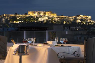  Titania Hotel