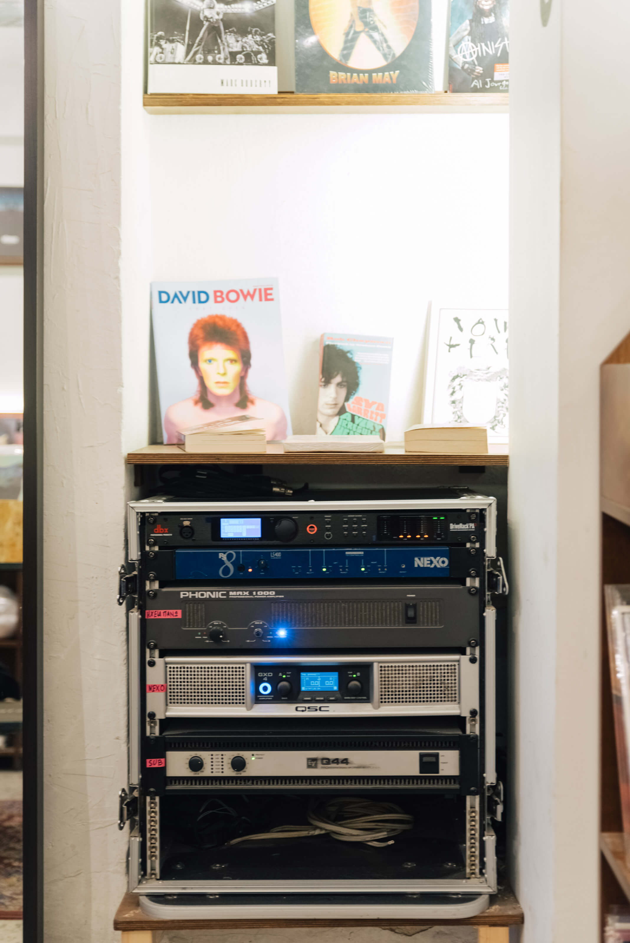 Put some Bowie in your life at Syd. | Photo: Thomas Gravanis 