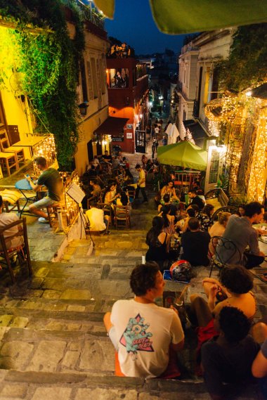 Athens - Catching Air - Plaka - Copyright Thomas Gravanis