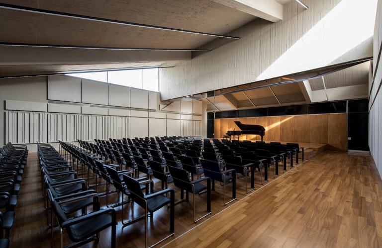 Mit freundlicher Genehmigung: The Athens Conservatory