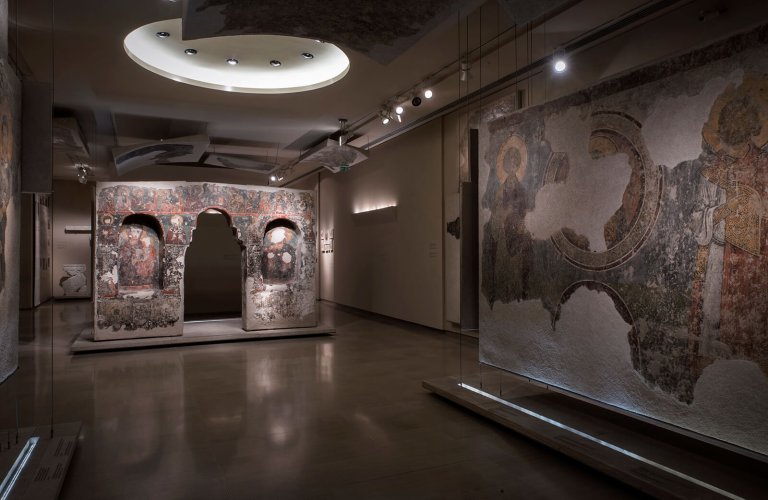 View of the permanent exhibition. The wall paintings of Episkopi, a Byzantine church in Evrytania. | Courtesy: The Byzantine and Christian Museum.