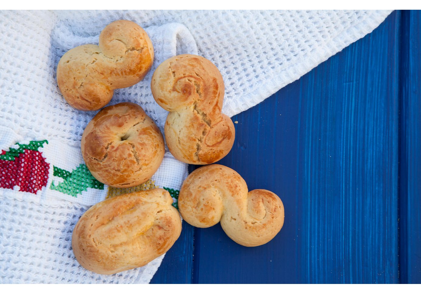 Traditional Greek Easter biscuits - Koulourakia