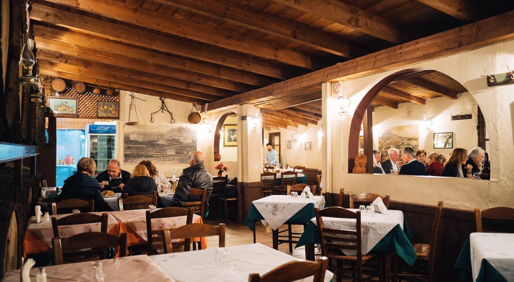 Karavitis - Restaurant in Pangrati, Athens